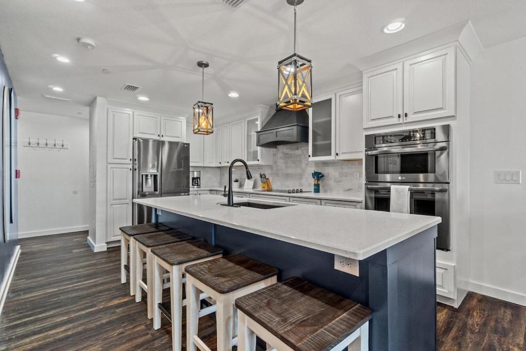 Newly Remodeled Beachfront Townhome - Sleeps 14 Panama City Beach Kültér fotó