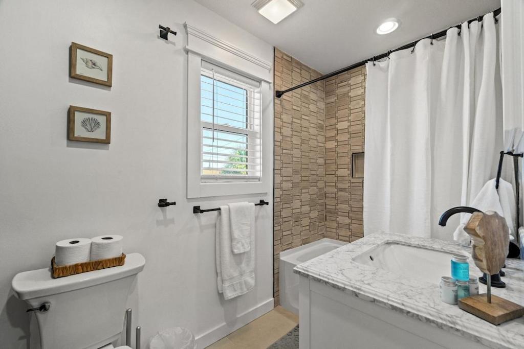 Newly Remodeled Beachfront Townhome - Sleeps 14 Panama City Beach Kültér fotó