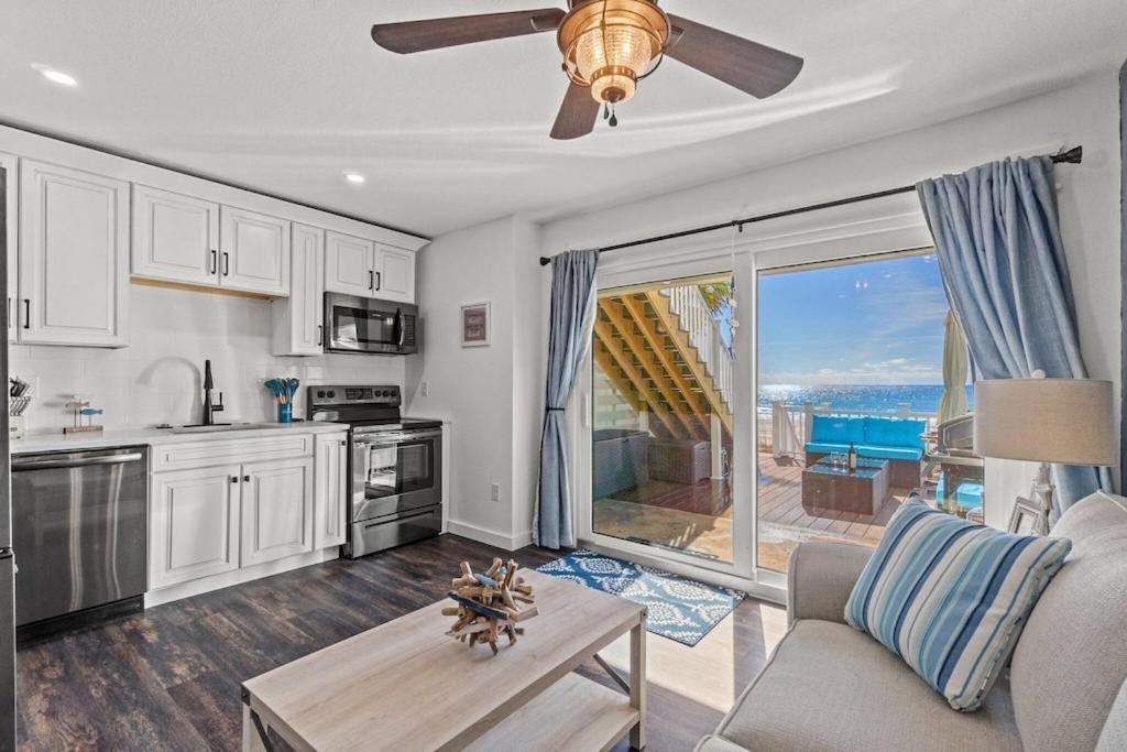 Newly Remodeled Beachfront Townhome - Sleeps 14 Panama City Beach Kültér fotó